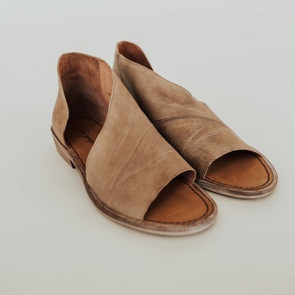 Free People Mont Blanc Sandal in Brown - Picture 3 of 8